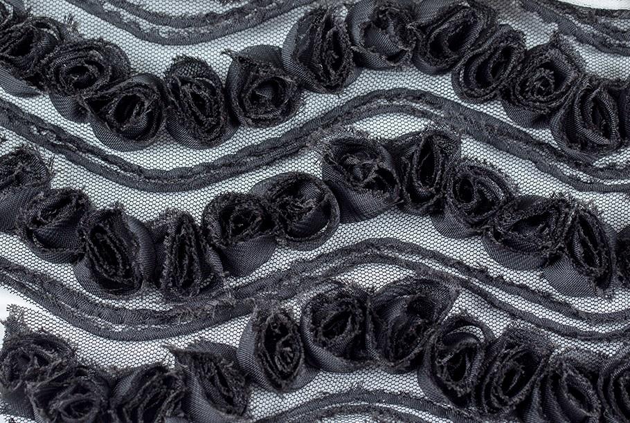 Siyah 3D Şifon Gül Nakış Kumaş | Burç Kumaş