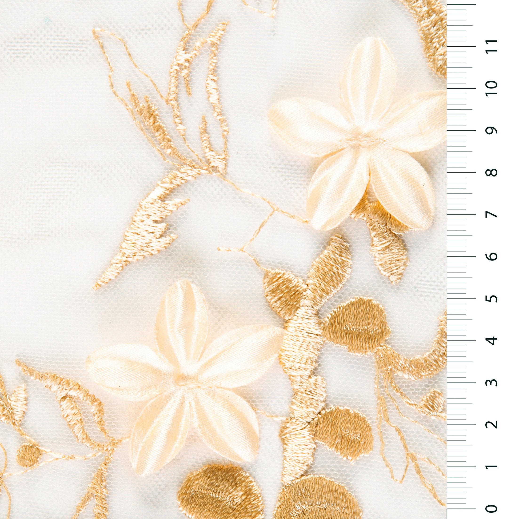 Altın 3D Şifon Çiçekler Nakış Kumaş | Burç Kumaş