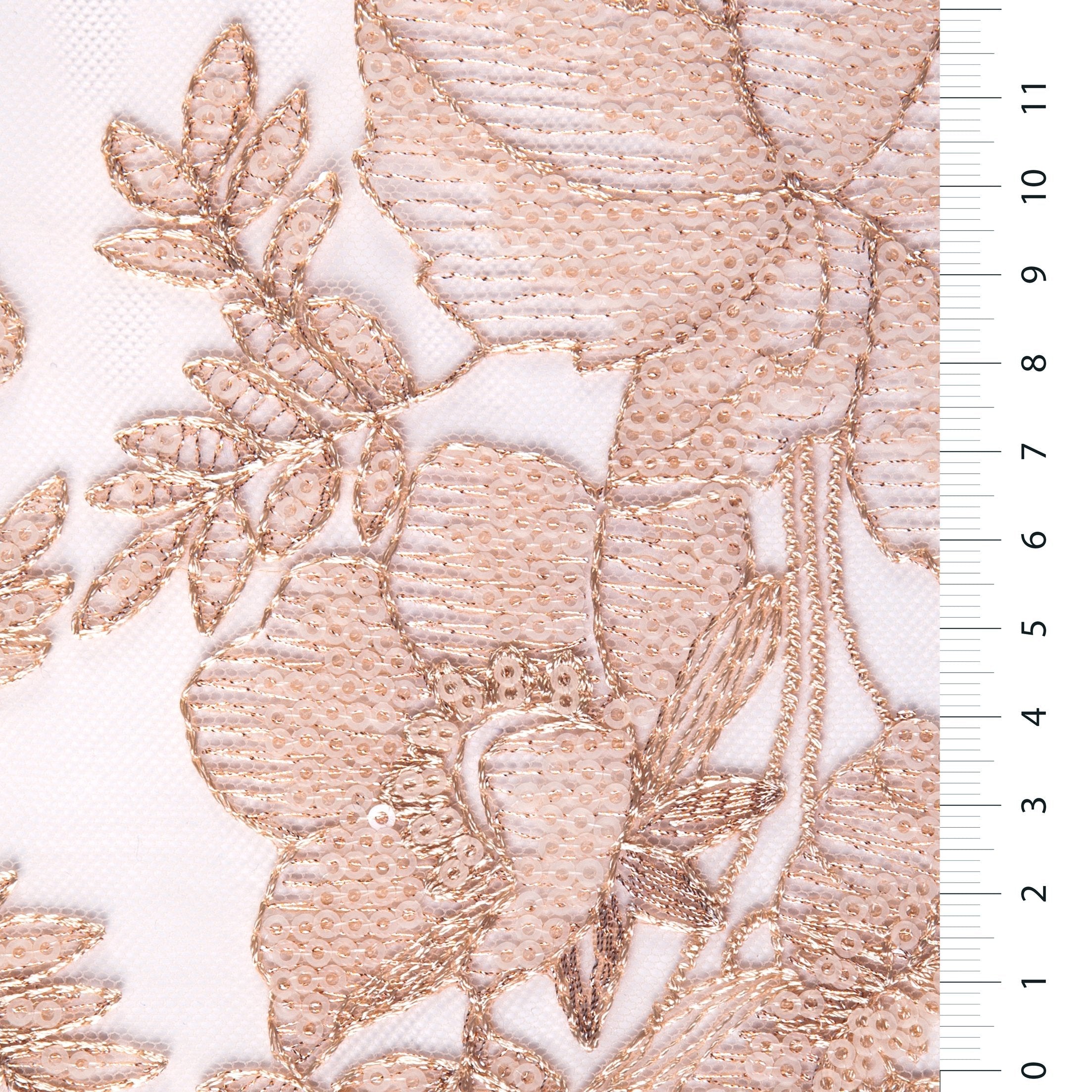 Şeffaf Pullu Çiçek Süslemeli Kumaş