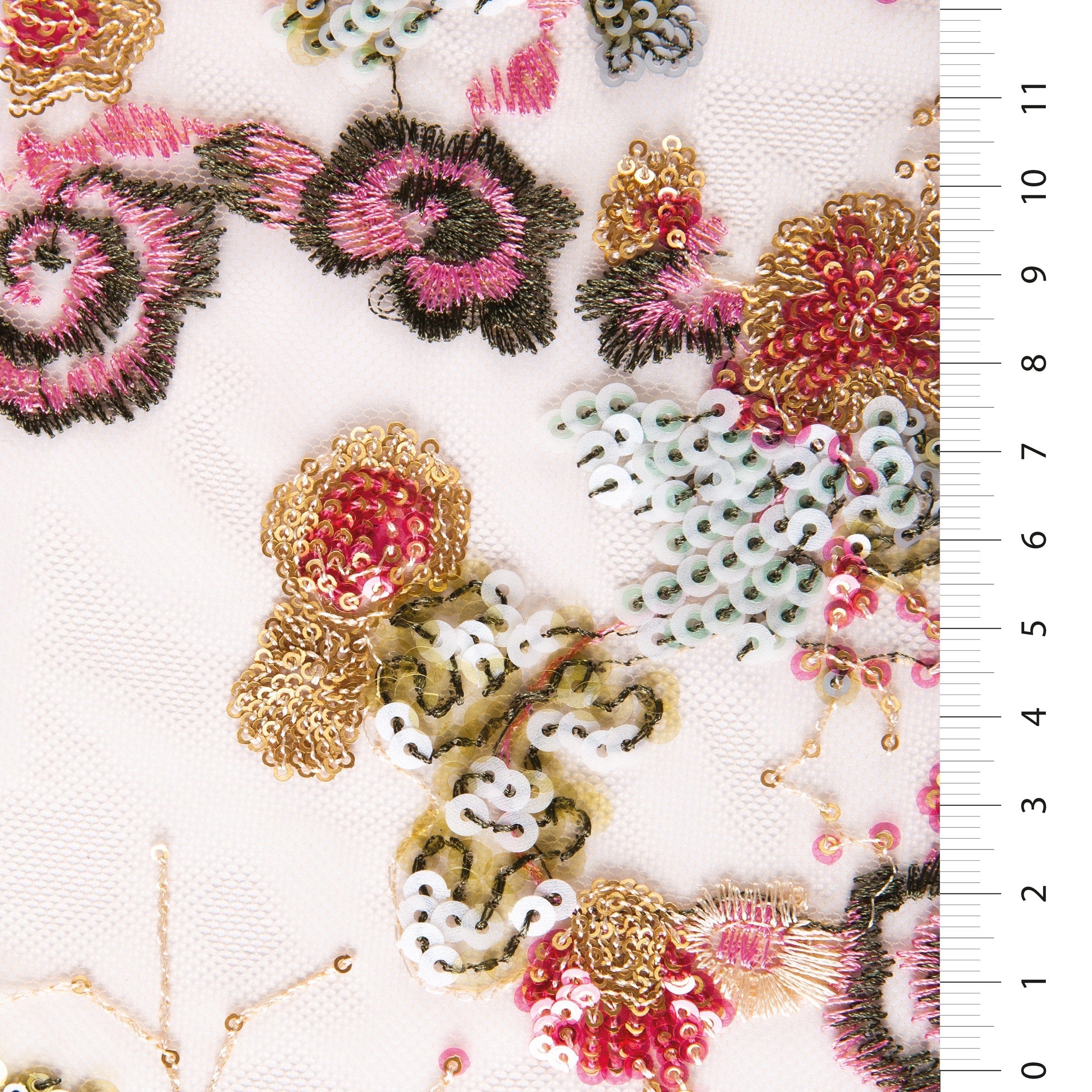 Göz Alıcı Çiçekli Çok Renkli Payet Nakışlı Örgü Tül Kumaş