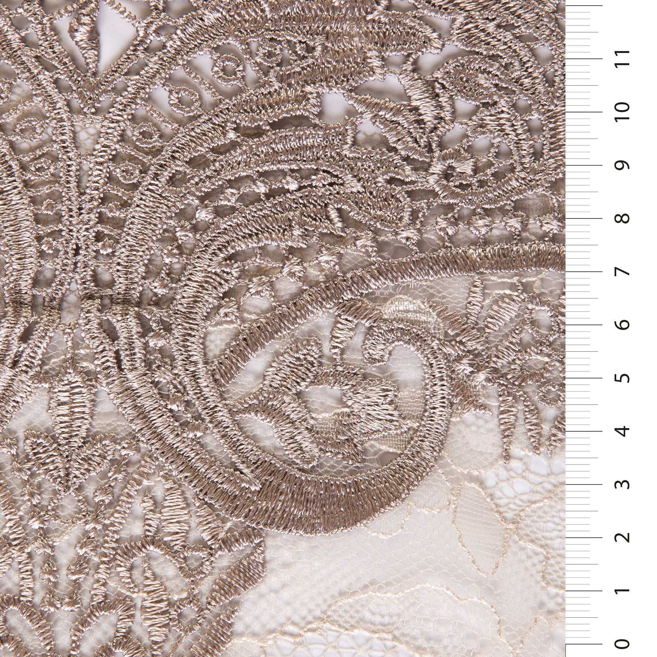 Çift Katmanlı Buket Tasarımlı Dantel Güpür Nakış Kumaş