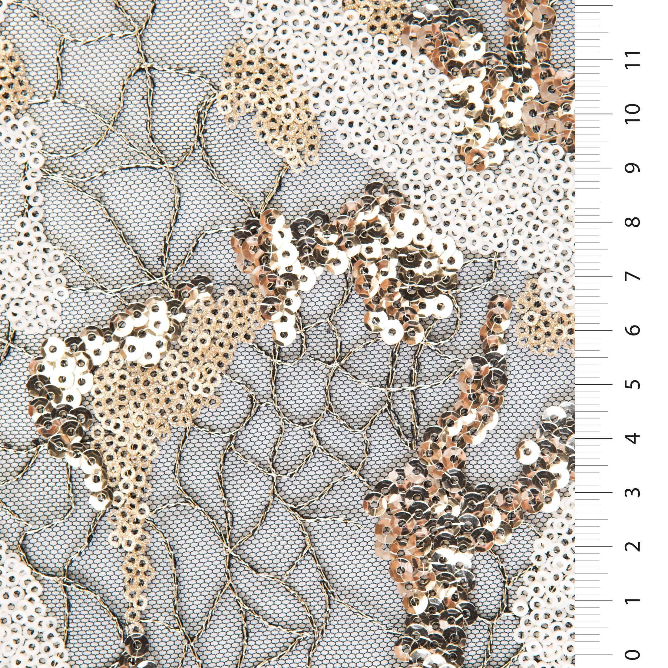 Payet İşlemeli Dantel Kumaş