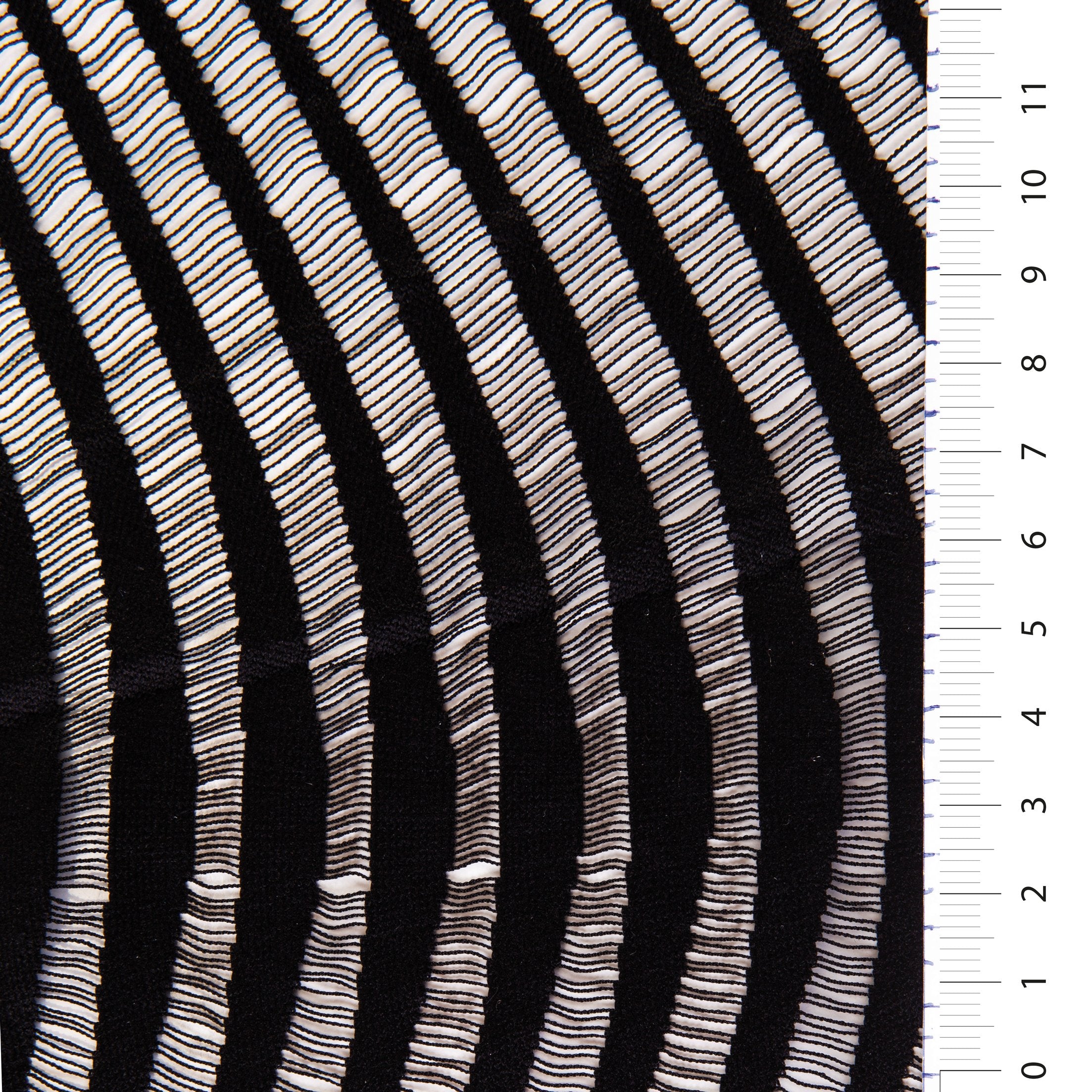 Göz Alıcı Dalga Desenli Siyah Dantel Kumaş | Burç Kumaş