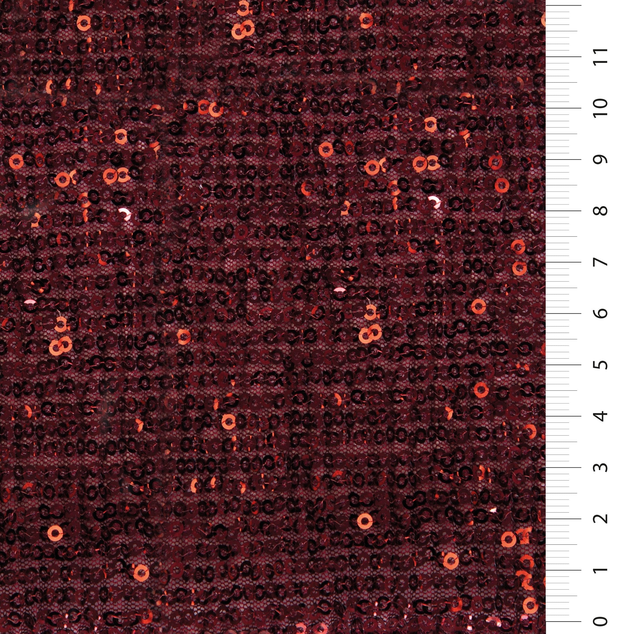 Edinburgh Stili Tamamı Pileli Payet İşlemeli Kumaş