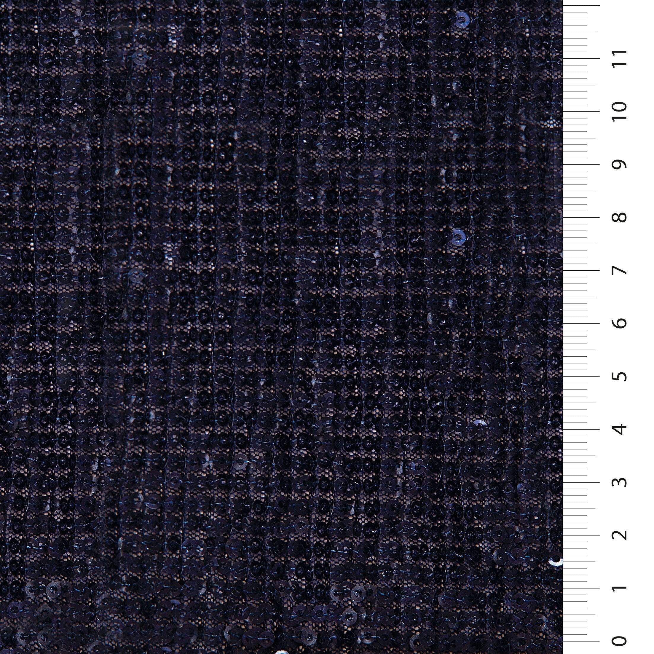 Edinburgh Stili Tamamı Pileli Payet İşlemeli Kumaş