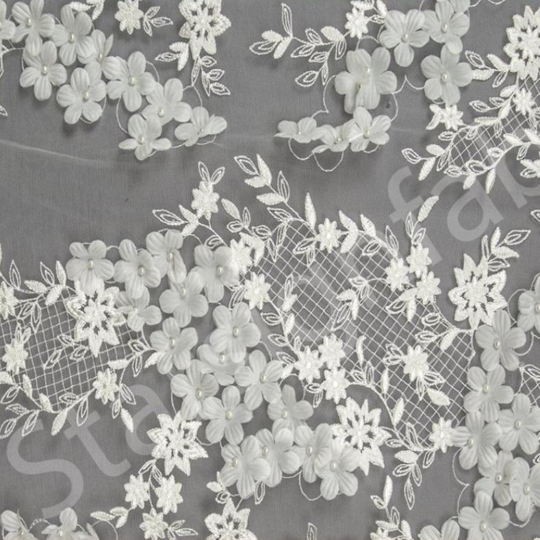 Fildişi 3D Çiçek Desenli Nakış Gelinlik Kumaşı |  Burç Kumaş