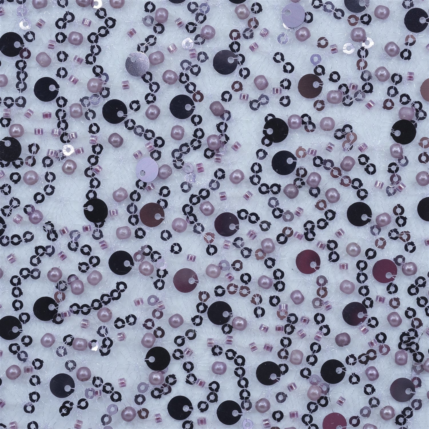 PAYETLİ İNCİ VE KESME BONCUKLU ÖRÜMCEK FİLE TÜL KUMAŞ