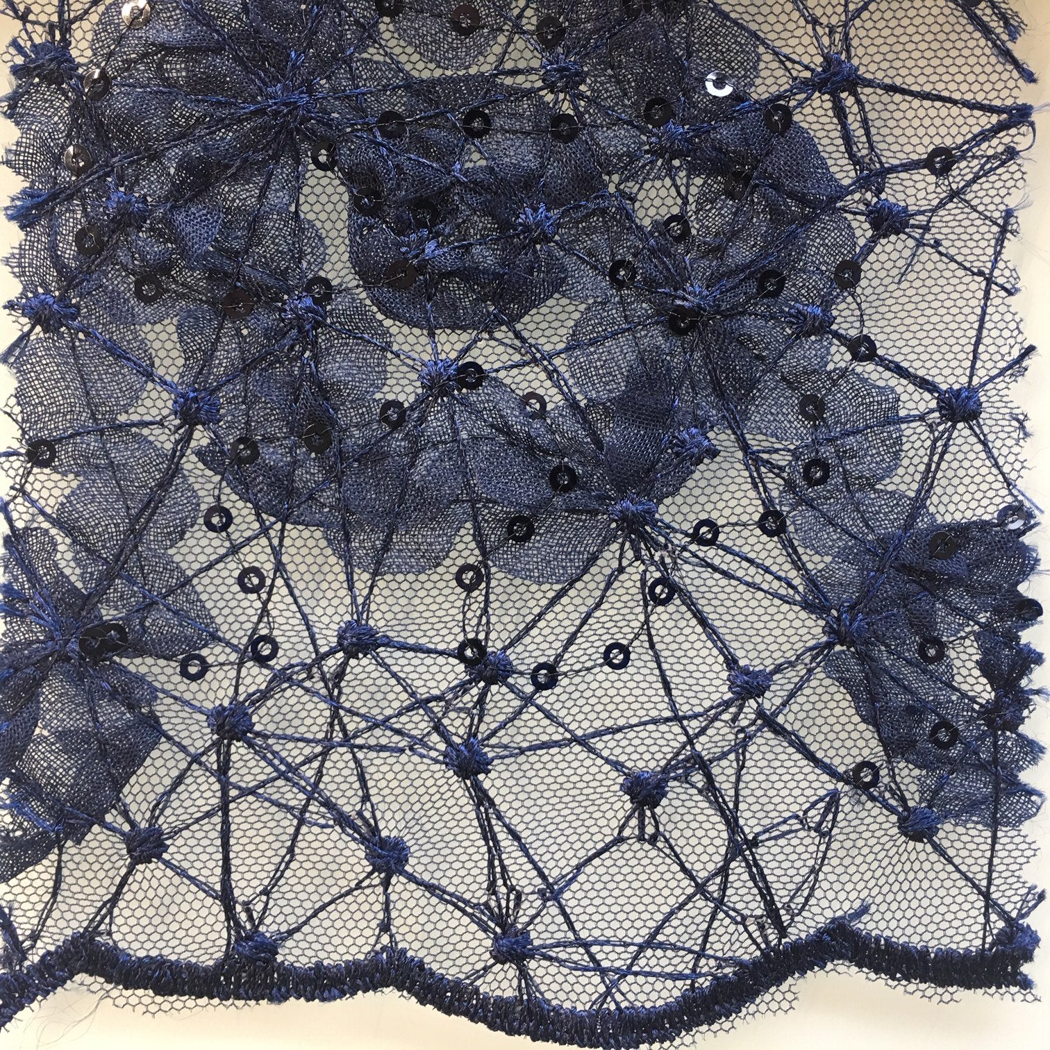 Örümcek Ağı Tasarımı Payet İşlemeli Kumaş