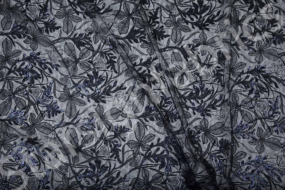 Cenevre Tarzı Siyah Çiçek İşlemeli Dantel Kumaş | Burç Kumaş
