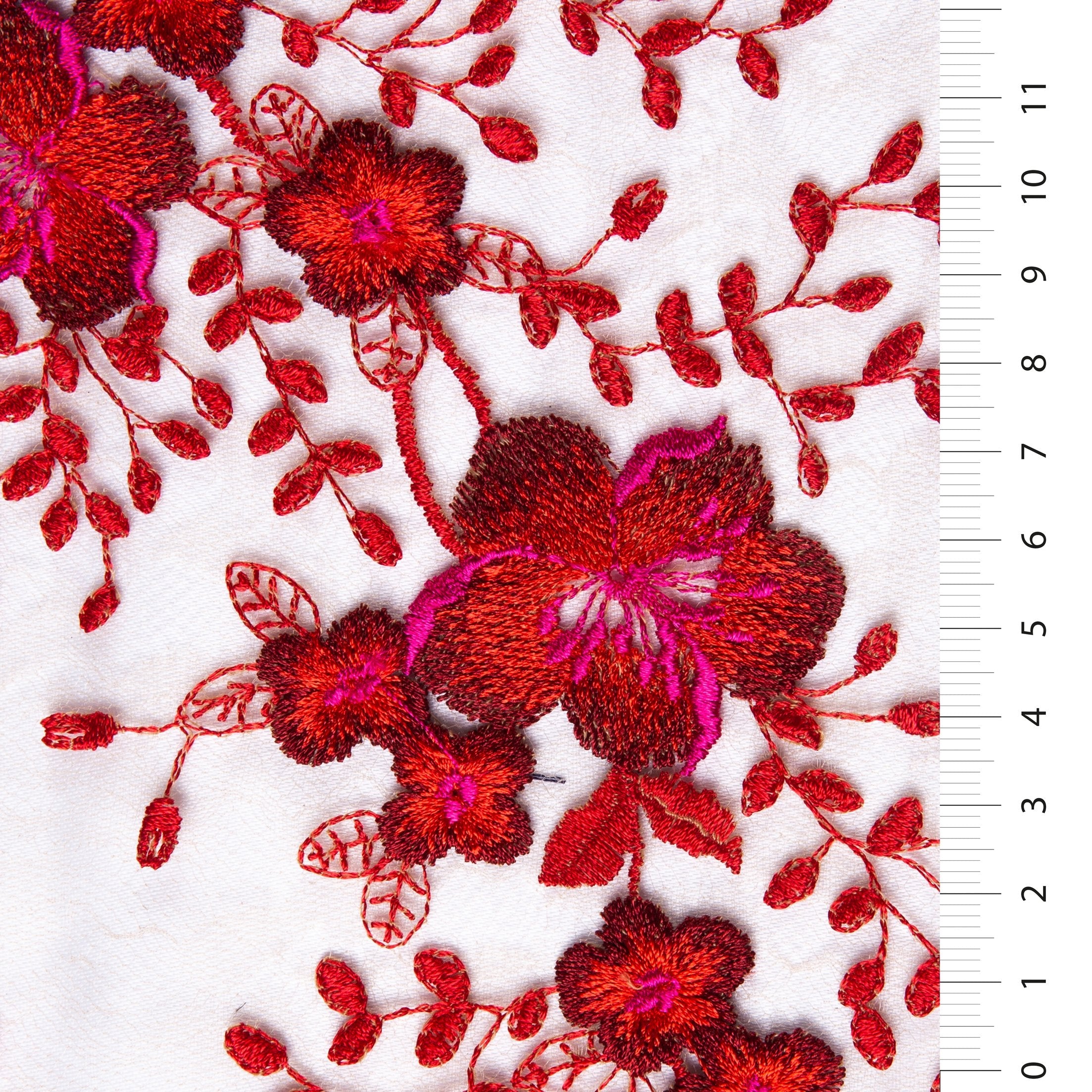 Mercan Çiçek Tasarımlı Renkli İplik Nakışlı Dantel Kumaş | Burç Kumaş