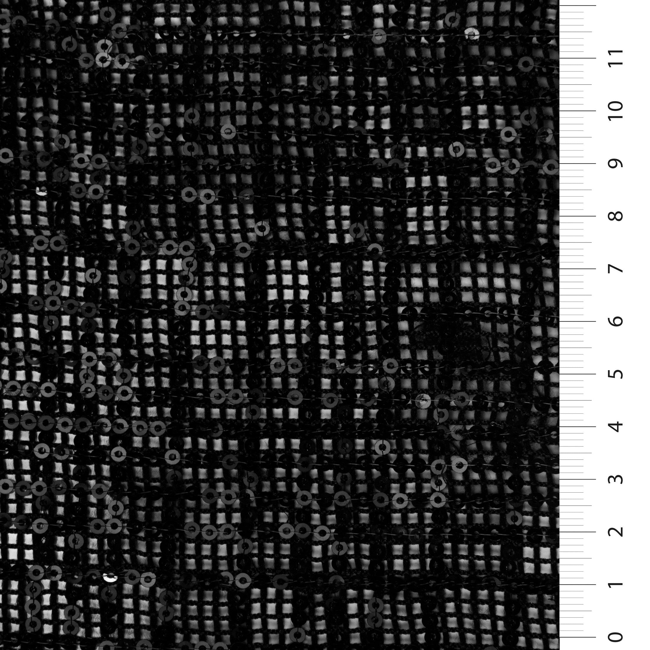 Siyah Pullu Kare Tasarım İşlemeli Kumaş | Burç Kumaş